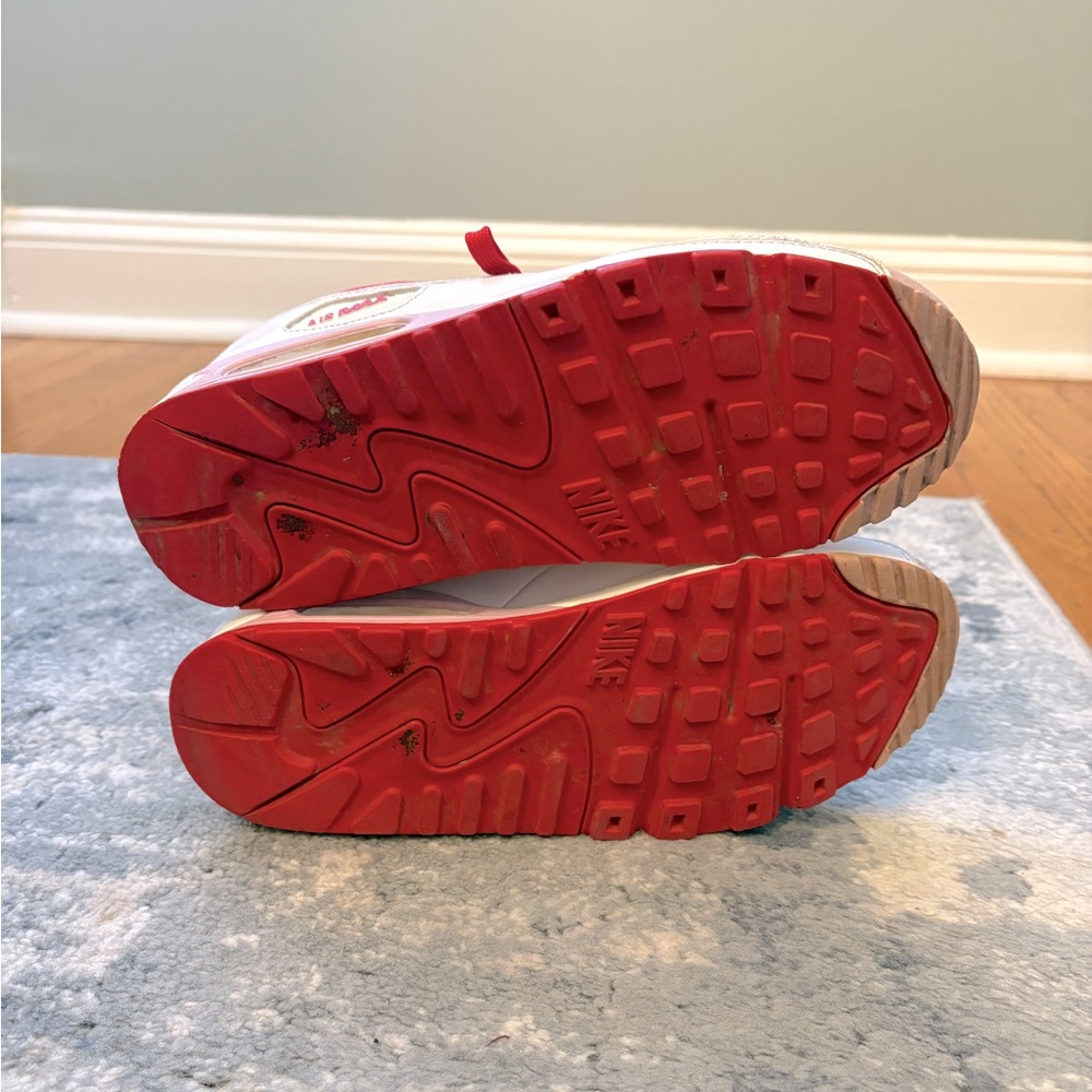 Nike Air Max 90 Valentine’s Day 2021 Sneakers, Women’s size 10 - Picture 4 of 14